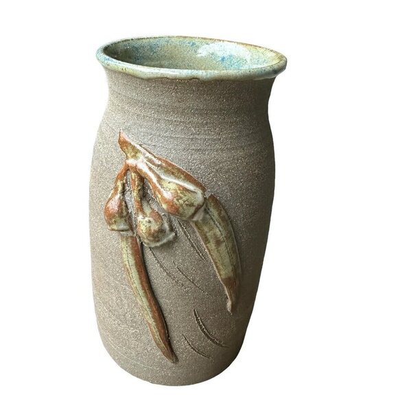 VTG Vase 4.75" Stoneware Pottery Seed Pod Leaves Motif Multicolor Texture Signed - Picture 2 of 11